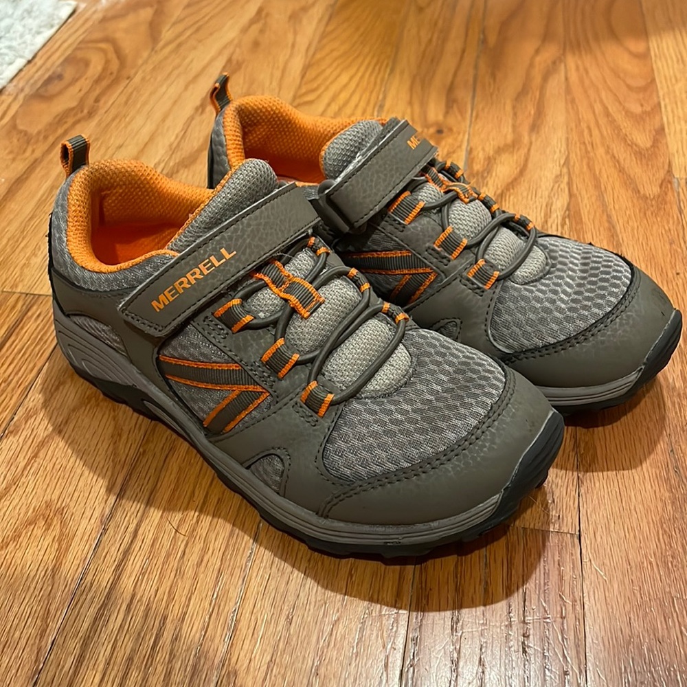 Merrell Boys Outback Low Shoes